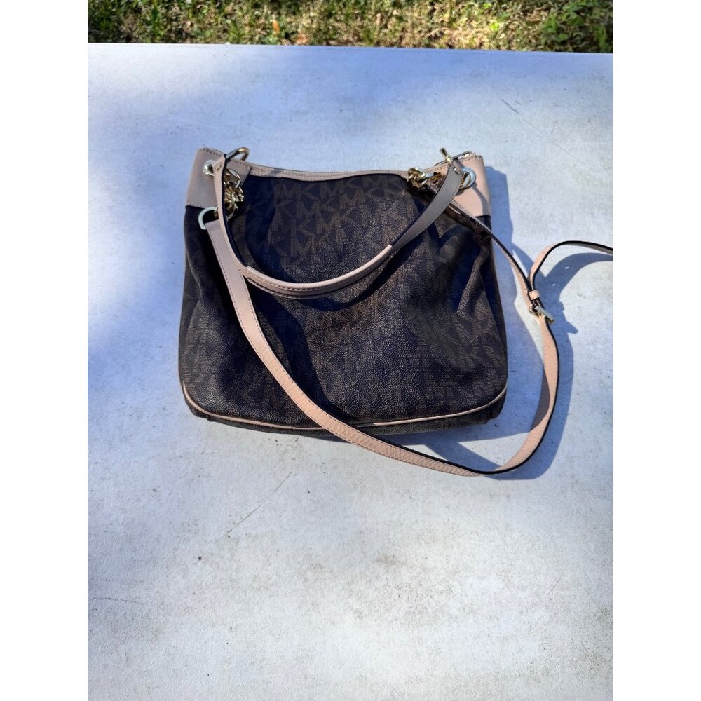 Michael Kors MK Signature Hobo Shoulder Bag Black Tan Trim Chain Strap Zip Top - Picture 13 of 13